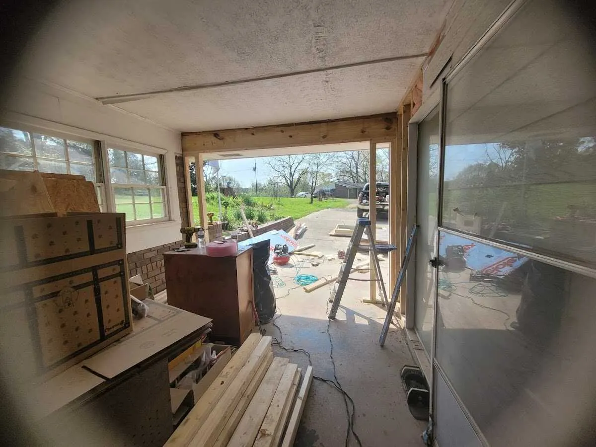 Air movers and dehumidifier for Water Mitigation Services in Hazel Crest