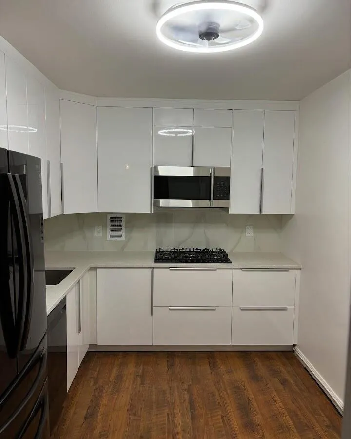 Renovated kitchen with quartz countertops in Hazel Crest